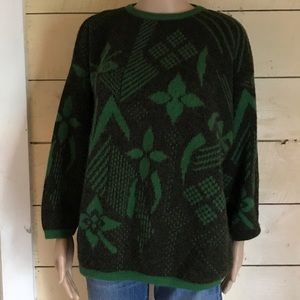 VINTAGE BENETTON SWEATER MADE IN ITALY
